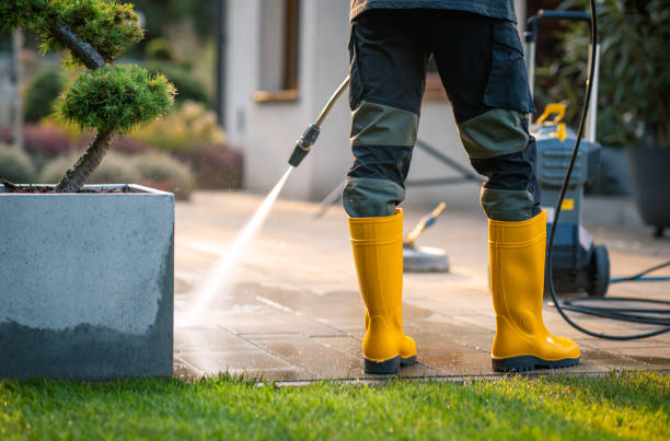 Garage Pressure Washing in Lakeville, MN